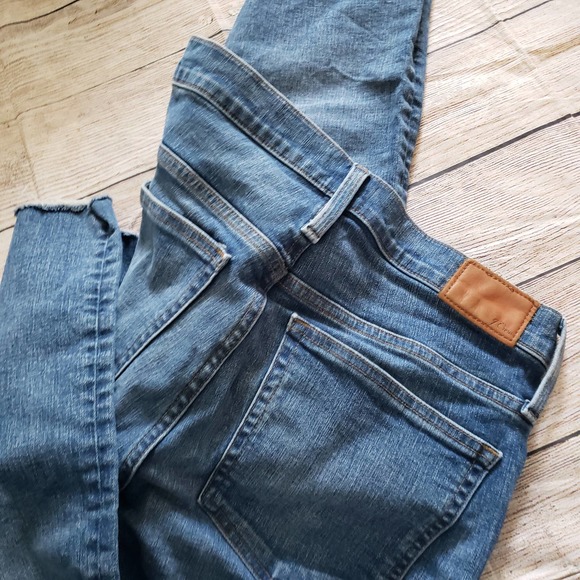 J.CREW Denim 9" Billie demi-boot crop jean in Caddy wash Jeans - Picture 7 of 9